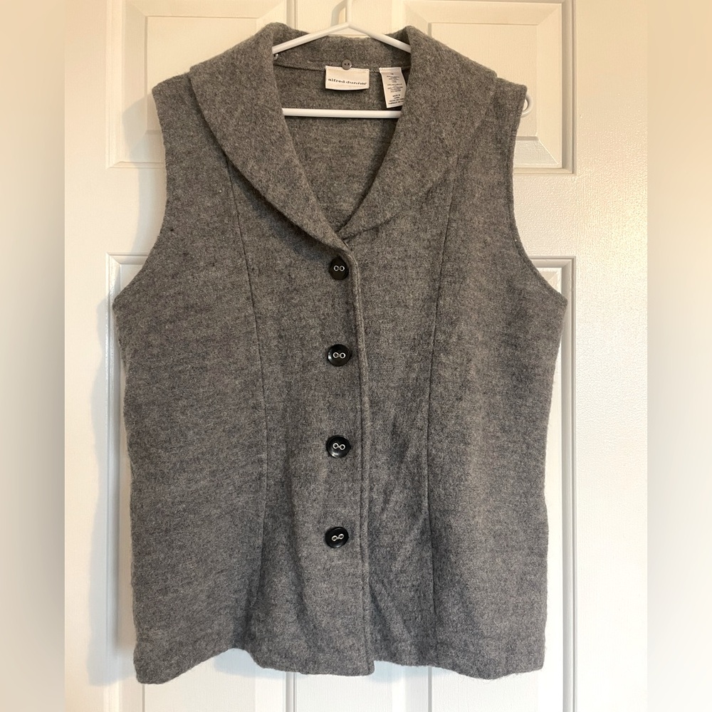 100% wool vest - Alfred Dunner - Gray Wool Button Front Vest - size 16